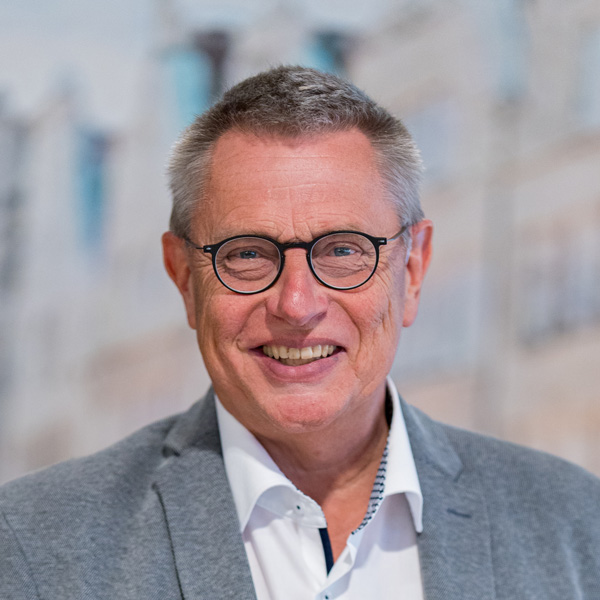 Bernd Adamaschek