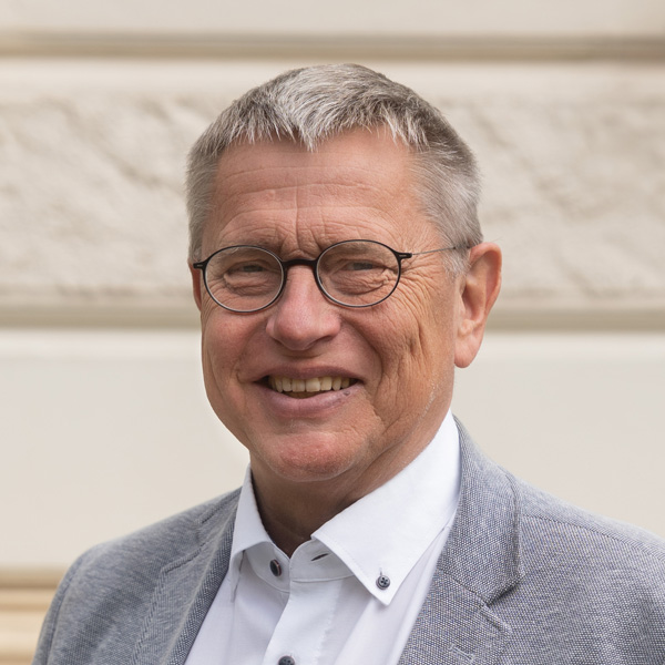 Bernd Adamaschek