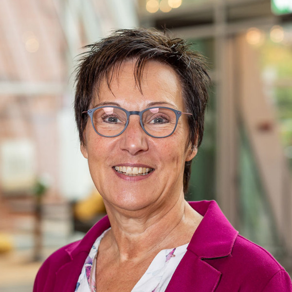 Petra Adamaschek